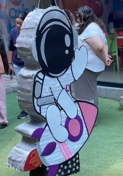 Piñata espacial
