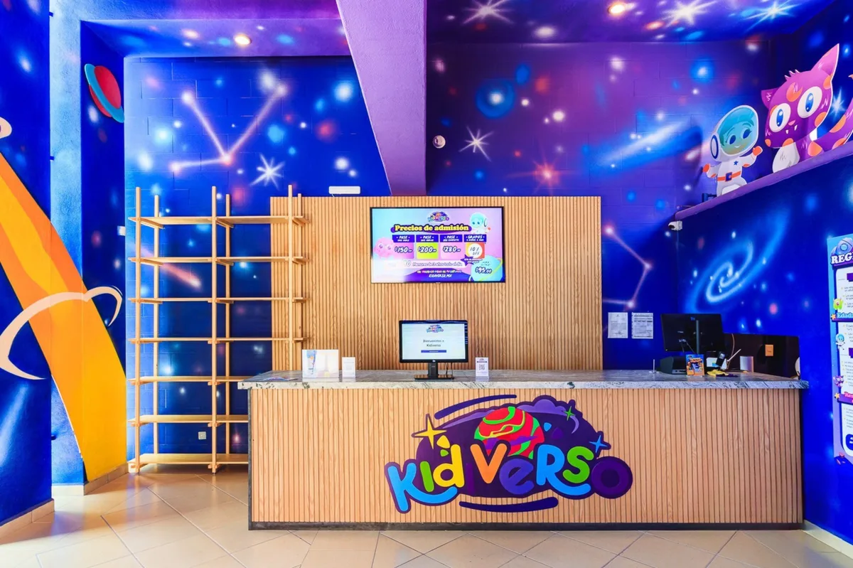 Kidiverso parque infantil SLP
